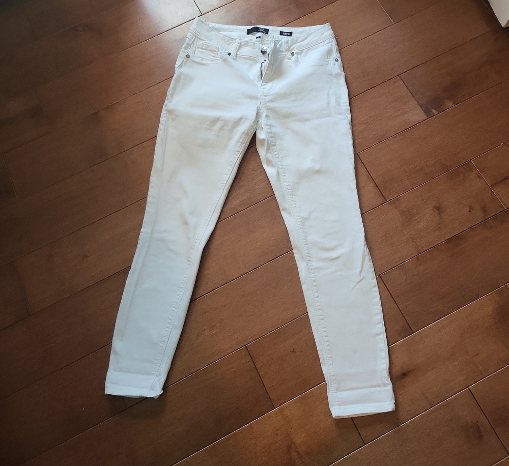 White Denim Jeans 1822 Denim